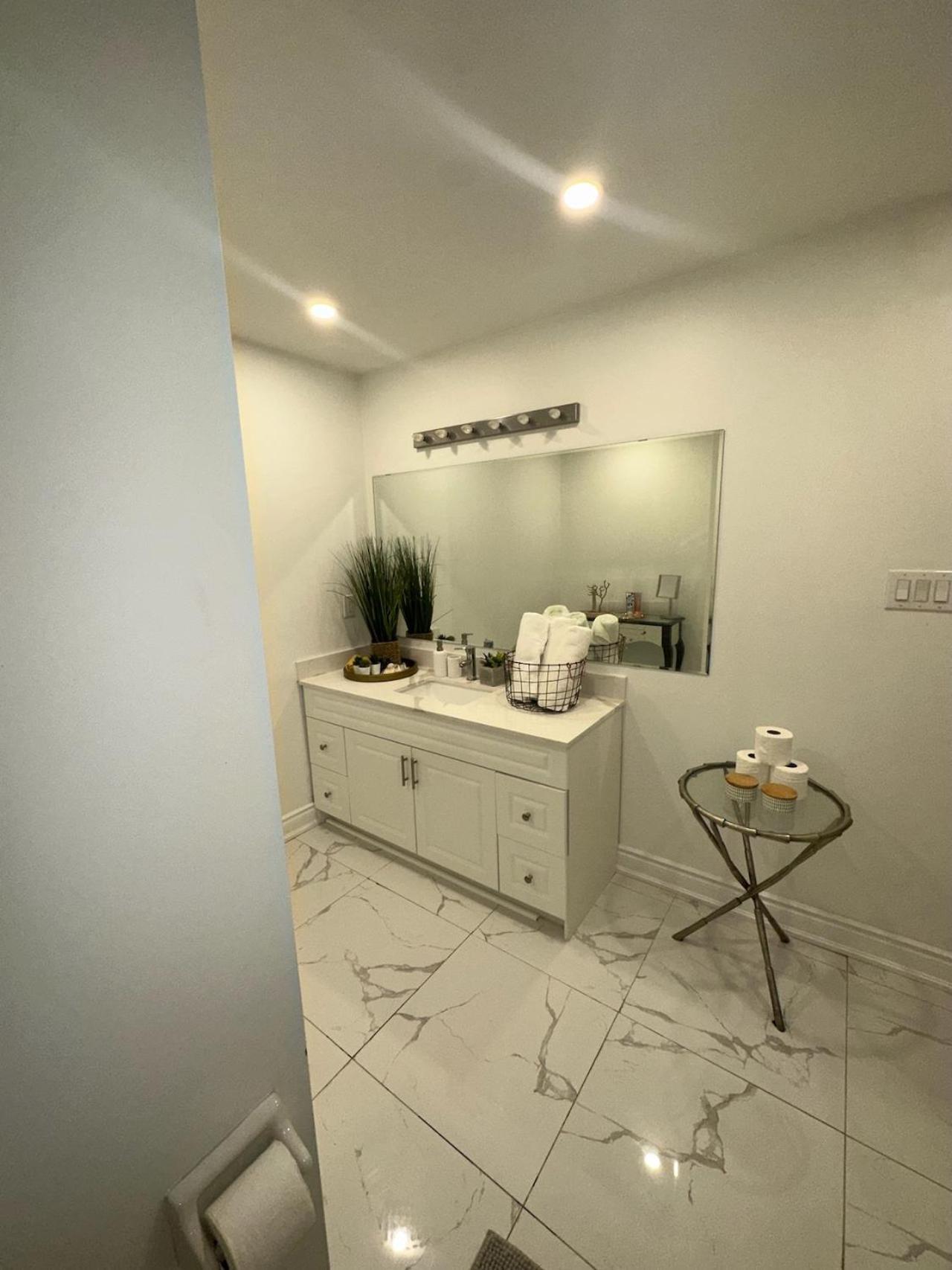 Luxury Home In Toronto Μισισάουγκα Εξωτερικό φωτογραφία