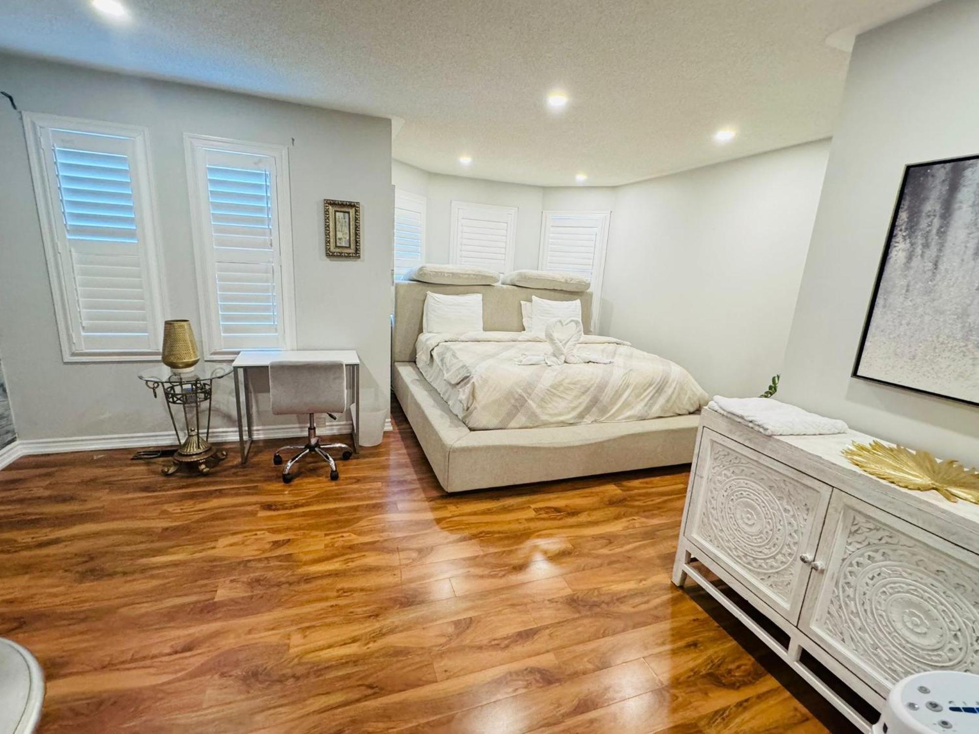 Luxury Home In Toronto Μισισάουγκα Εξωτερικό φωτογραφία