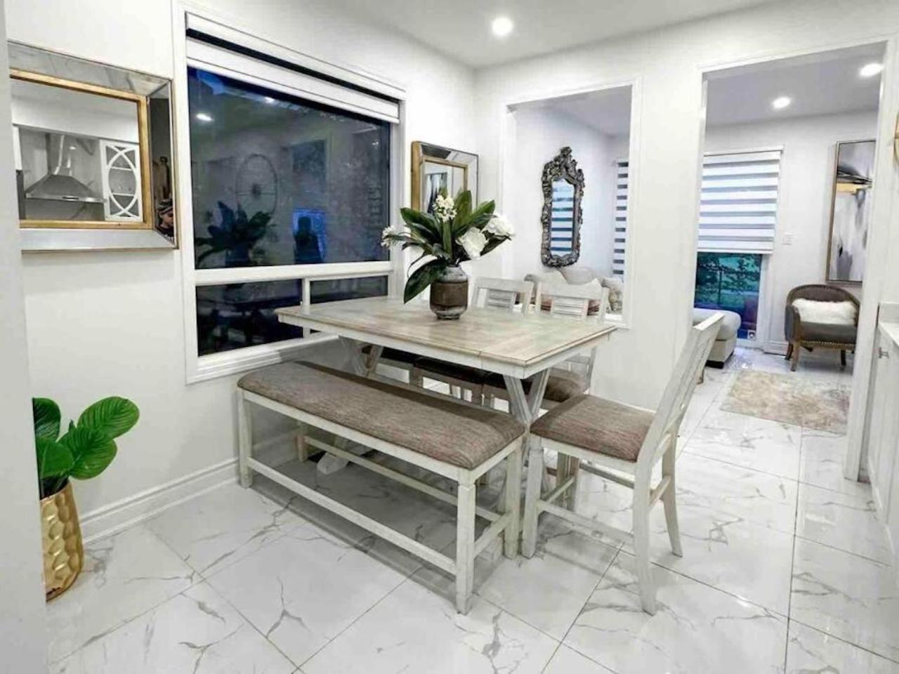 Luxury Home In Toronto Μισισάουγκα Εξωτερικό φωτογραφία