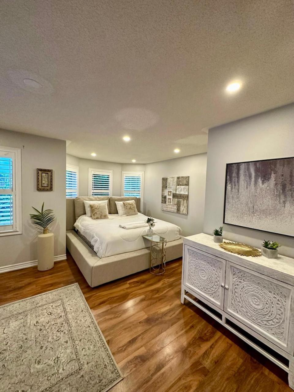 Luxury Home In Toronto Μισισάουγκα Εξωτερικό φωτογραφία
